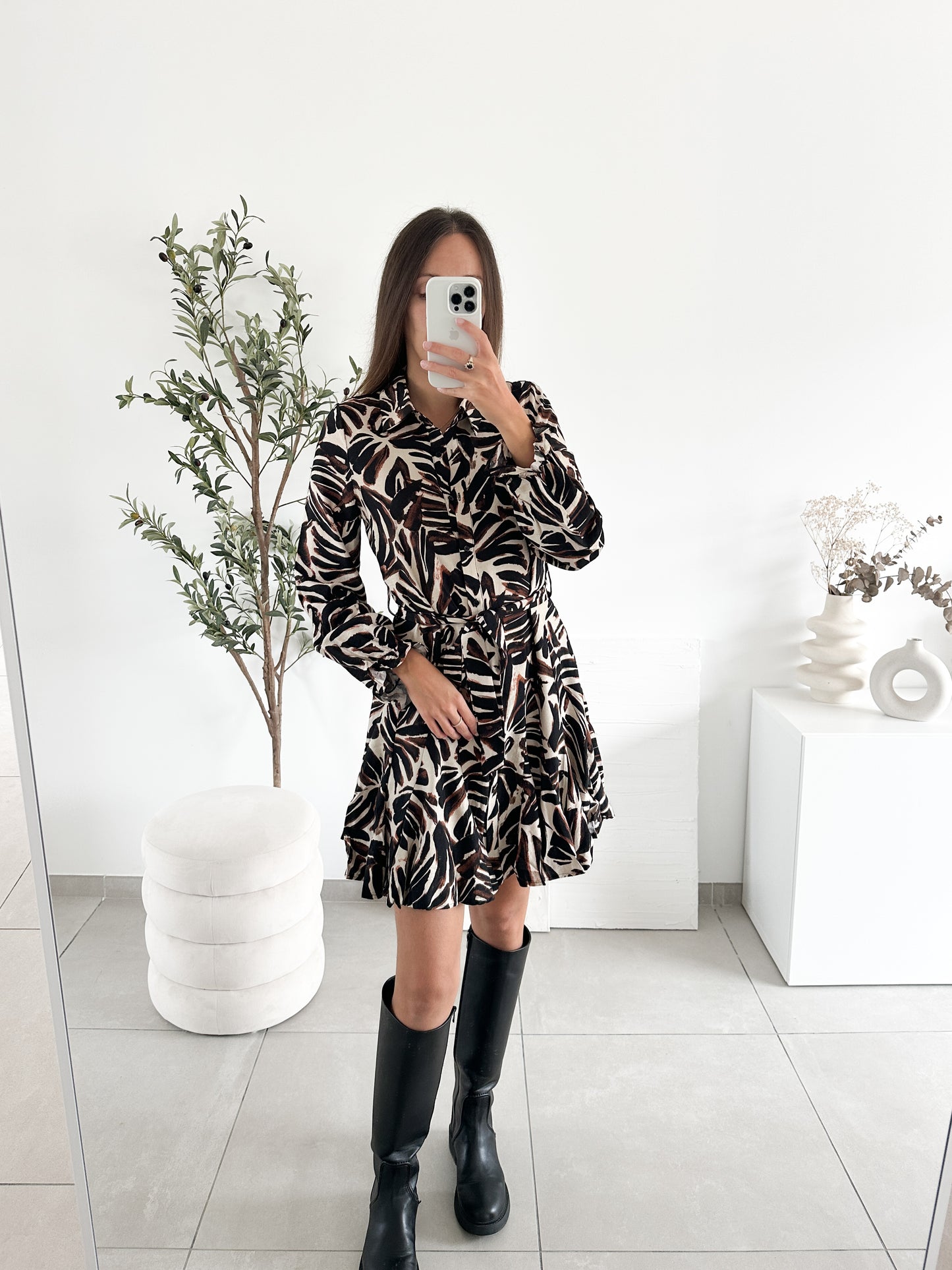Robe Lily