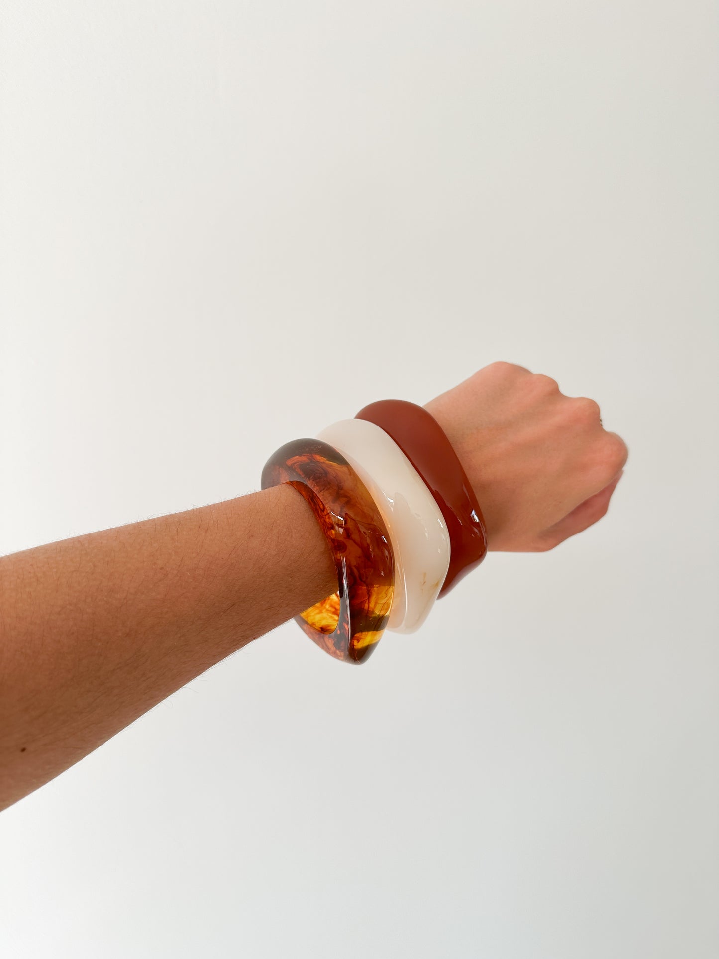 Bracelet asymétrique (couleur au choix)
