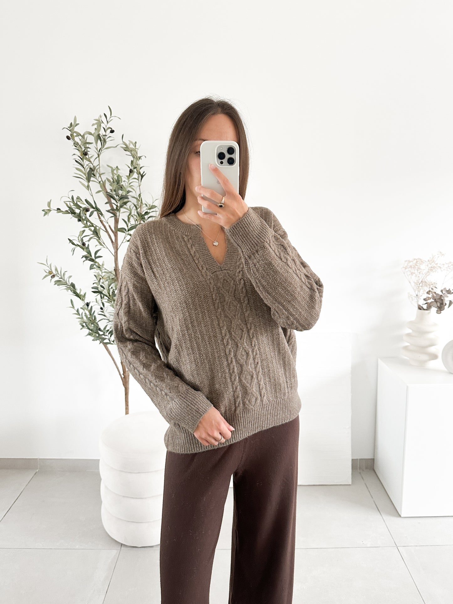 Pull torsade marron
