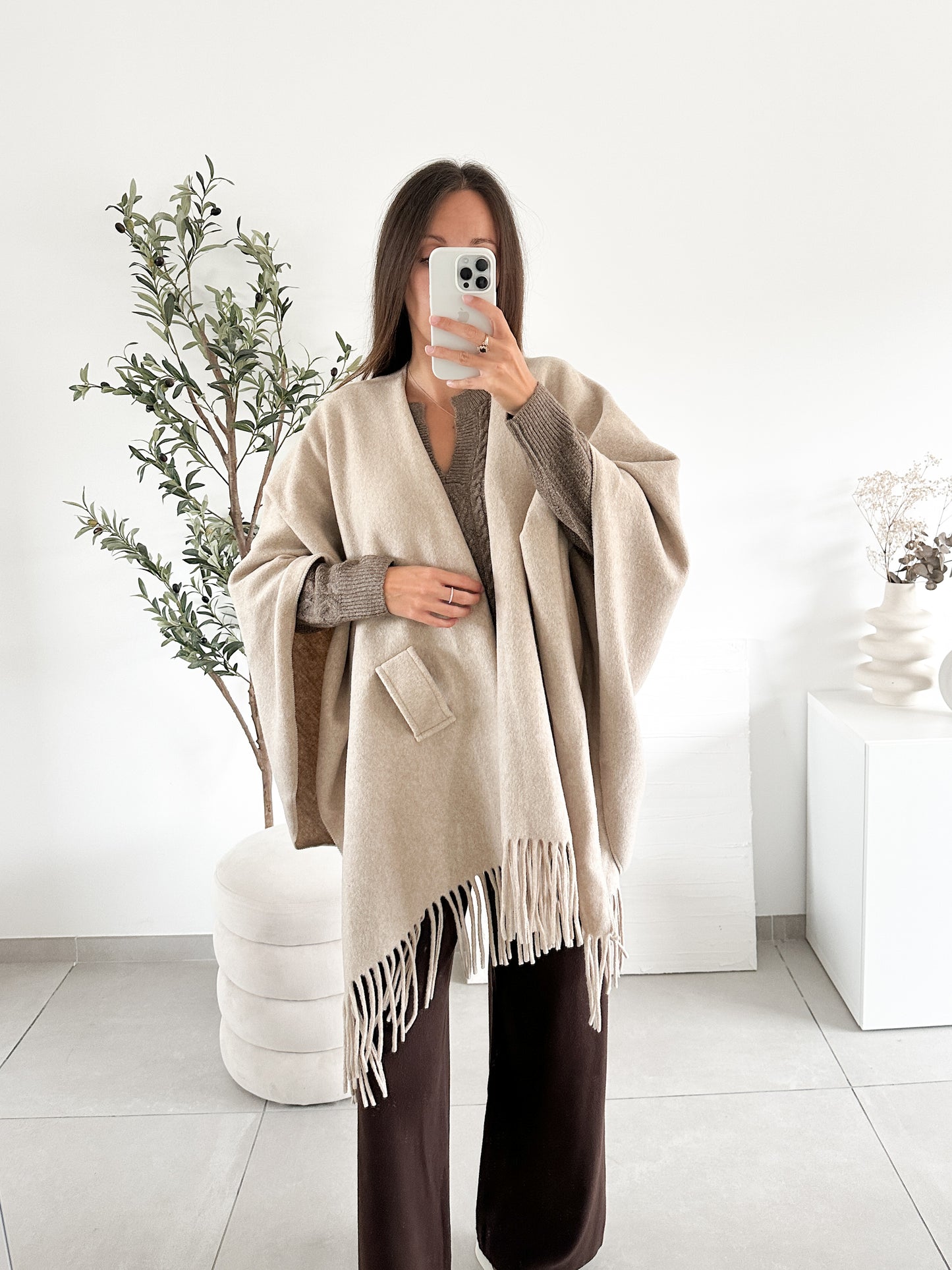 Cape beige