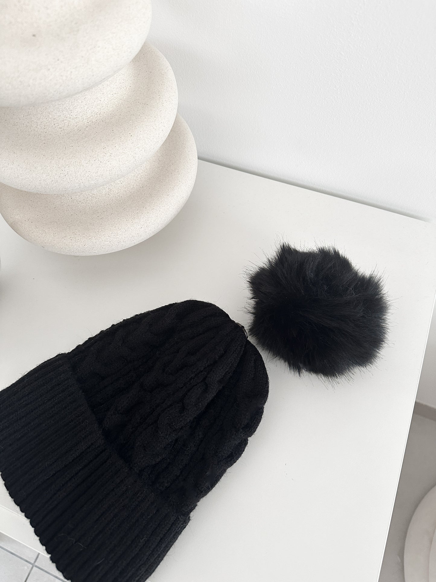 Bonnet en maille torsadée