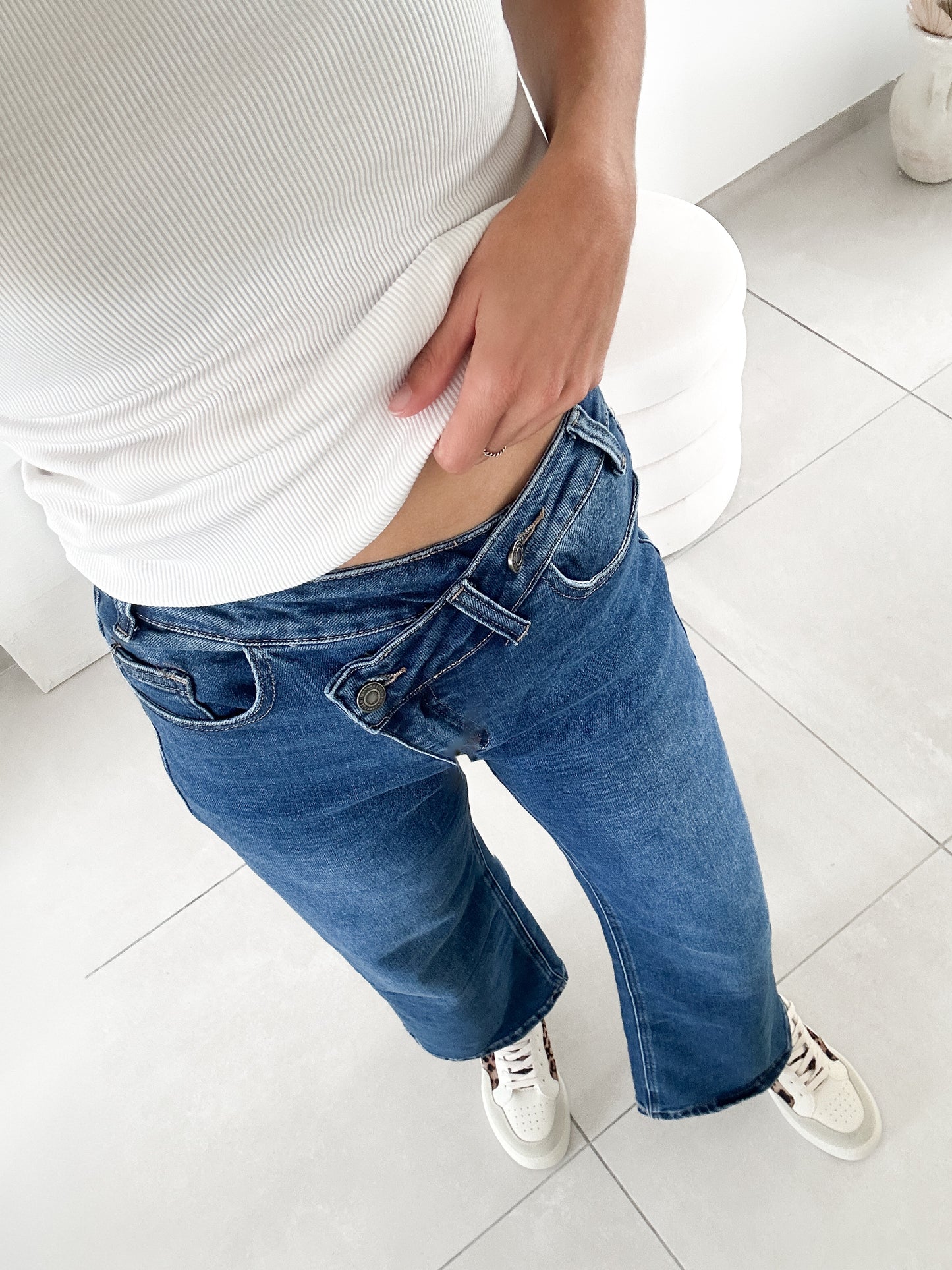 Jean wide leg asymétrique